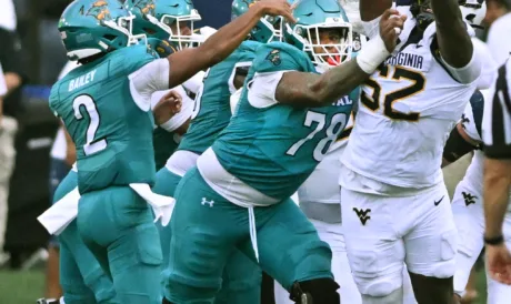 Coastal Carolina QB Deuce Bailey lights up WVU's defense in second half
